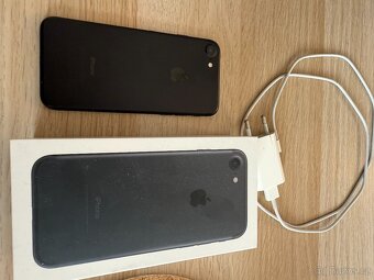 iPhone 7 128 GB - 2