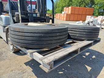 Pneu vč. disku 315/80 R22.5 - 2