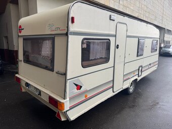 Karavan Burstner G182 -nová STK+SPZ -postele - veliké spaní - 2