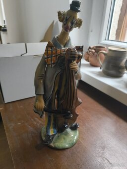 Figurka klauna s kontrabasem - 2