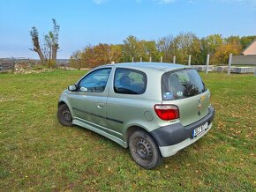 TOYOTA YARIS VVTI 2001 - 2