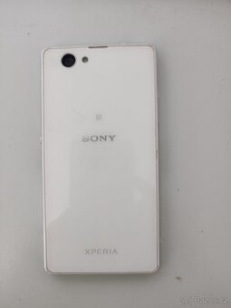 Sony Xperia Z5 Compact - 2