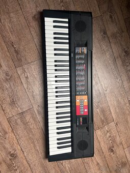 Klávesy YAMAHA - 2