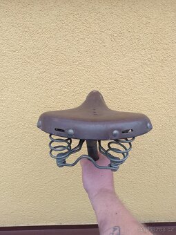 Sedačku na kolo - 2