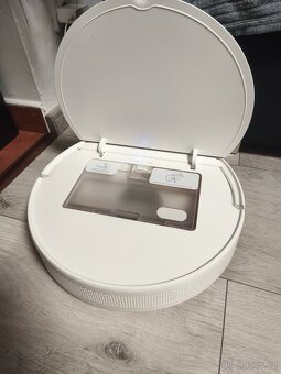 Robotický vysavač Xiaomi Mi Robot Vacuum Mop Essential - 2