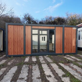 Obytný kontejner o rozměru 3x6m s francouz. dveřmi - 2