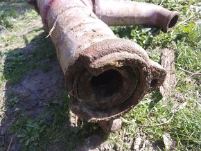 Ruční pumpa, litina - 2