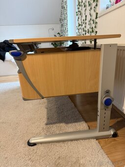 Rostoucí psací stůl - 2