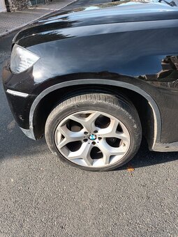 Prodám originální starší lité Alu disky s pneumatikami - 2