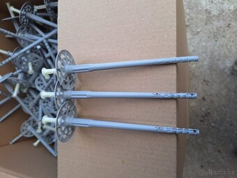 FASÁDA_fasádní hmoždinky Fischer PN 8/190, talířky, záslepky - 2