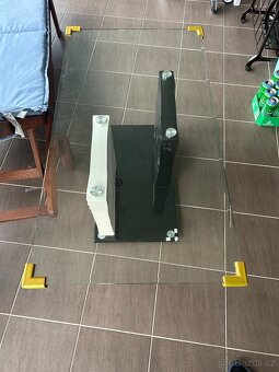 Stolek dobobýváku - 2