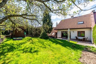 Prodej atraktivního, prostorného RD, v žádané lokalitě Horní - 2