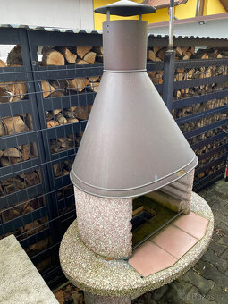 Zahradní betonový krb Norman Arcus - 2