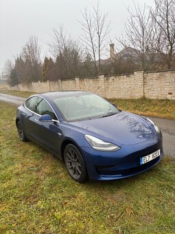 Tesla Model 3 - 2