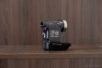 3CMOS kamera Sony DCR-PC1000E - 2