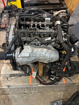 Opel Insignia 2.0 CDTI 103 kW MOTOR - 2