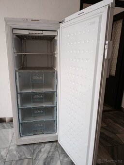 Šuplikový mrazák - 2