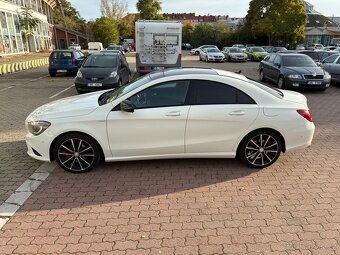 Mercedes-Benz CLA180 - 2