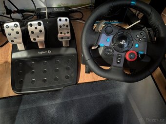 Herní volant logitech - 2