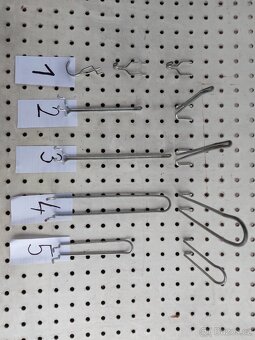 HÁČKY, KOHOUTY - 2