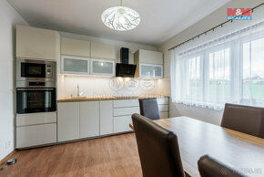 Prodej rodinného domu, 107 m², Karlovy Vary, ul. Revoluční - 2