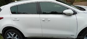 Kia sportage model 2016 pravé a levé dveře - 2