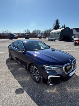BMW 750d xDrive Sedan - 2