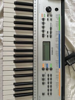 YAMAHA klávesy - 2