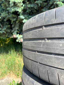 Pneu Hankook 255/35/20 - 2