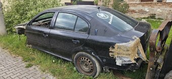 Škoda Octavia I liftback hatchback dveře kapota - 2