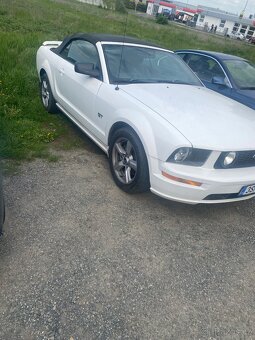 Ford mustang GT V8 manual - 2