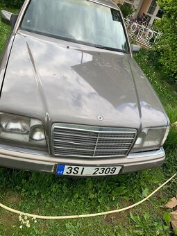 Mercedes Benz w124 250d - 2