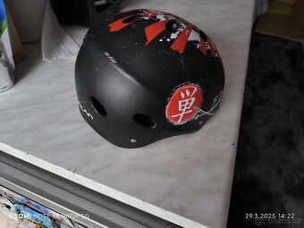 Helma na skateboard kolo - 2