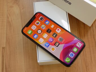 APPLE iPhone 11 Pro 64GB Space Grey - ZÁRUKA - TOP STAV - 2