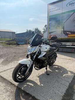 Yamaha XJ6N, r.v. 2009, TP 25kw, A2 - 2