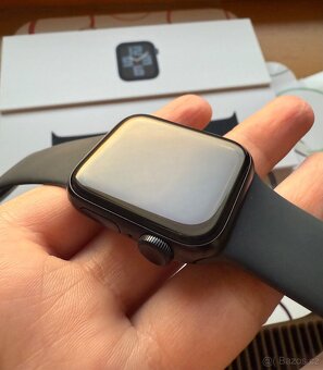 Apple Watch SE - 2