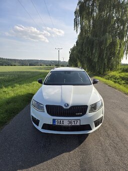 Škoda Octavia 3 RS /DSG/Bílá - 2
