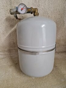 Expanzní nádoba 25l - 2