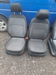 škoda fabia 2 - předni sedacky - 2