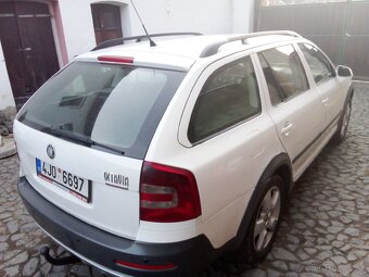 Škoda Octavia ll combi Scaut 2.0tdi 103 kW 4x4 - 2