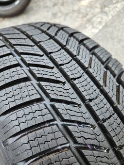 Zimní pneu Continental TS870 215/55 R17 - 2