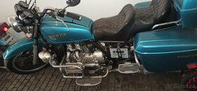 Honda goldwing 1000 - 2
