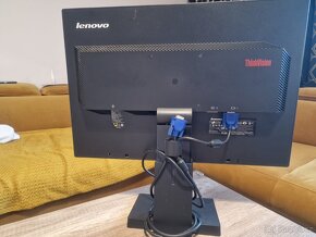 Lenovo 22" L2250 2572-HB6 - 2