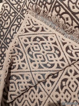 vlněný kusový koberec 200 x 250cm (nový) - 2