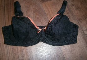 NOVÁ RAINBOW MODERNÍ PODPRSENKA vel.75/C - 2