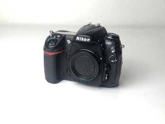 Nikon D300 - 2
