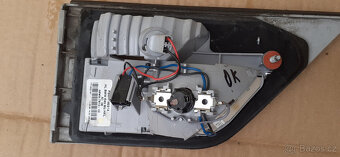 BMW X3 e83 - Zadní světlo - 2