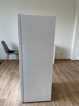 Lednice ETA (rok stará V ZÁRUCE, bez poškození) - 2