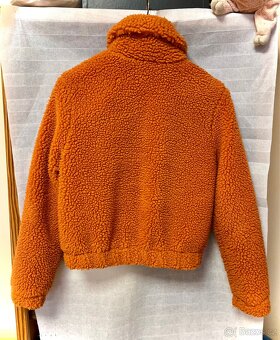 Oranžová bunda do pasu - 2