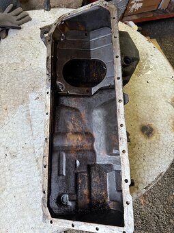 BMW E39 Olejová vana - 2